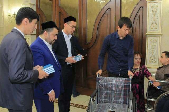 "Shayx Zayniddin" jome masjidi imom-xatibi xayriya tadbirida ishtirok etdi