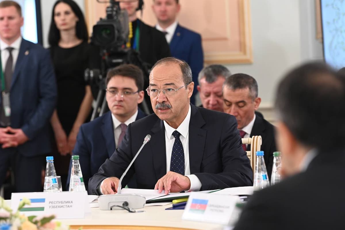 Abdulla Aripov YeOII hukumat rahbarlari majlisida qatnashdi
