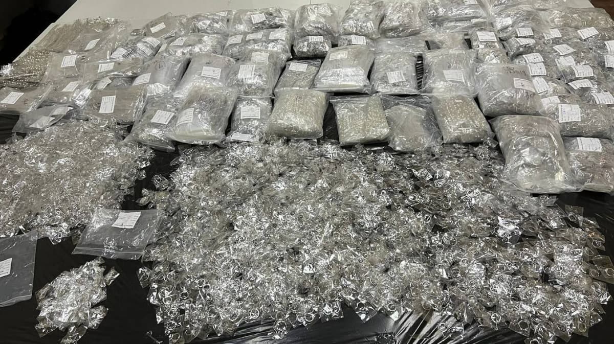 Major jewelry smuggling attempt foiled at Tashkent border post