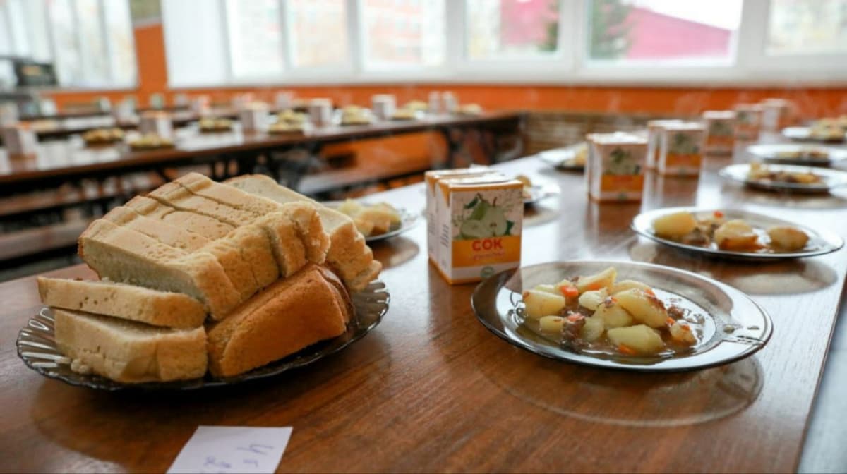 Energy drinks, carbonated water and salty foods to be prohibited in educational institutions