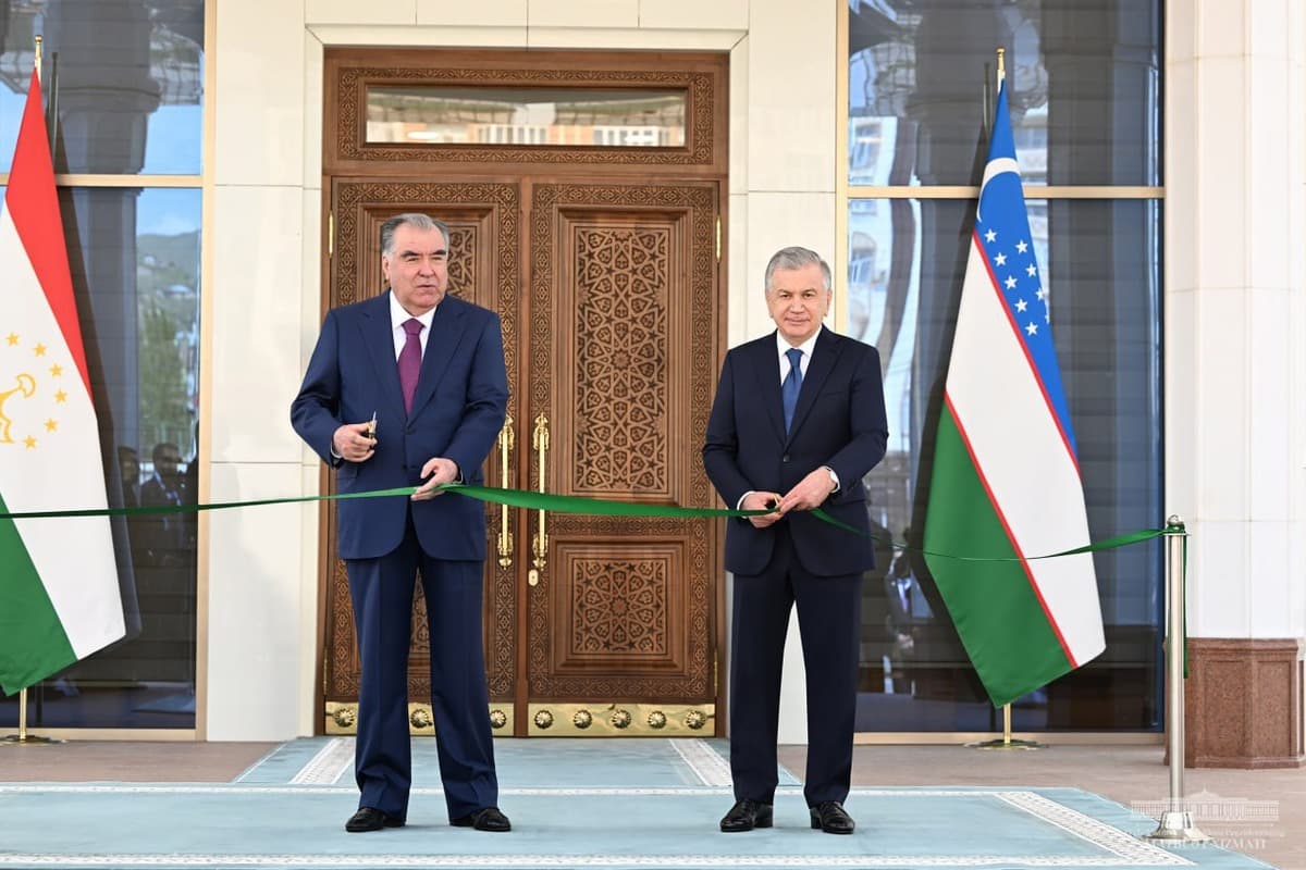 New building of Uzbek embassy opened in Dushanbe (photos)