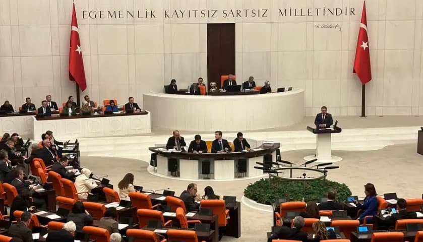 Turkiya parlamenti Shvetsiyaning NATOga kirishini ma’qulladi