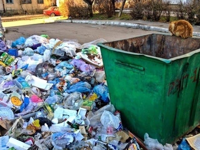 Toshkent tumanida aholi noroziligidan keyin sanitar tozalash korxonasi bilan shartnoma bekor qilindi