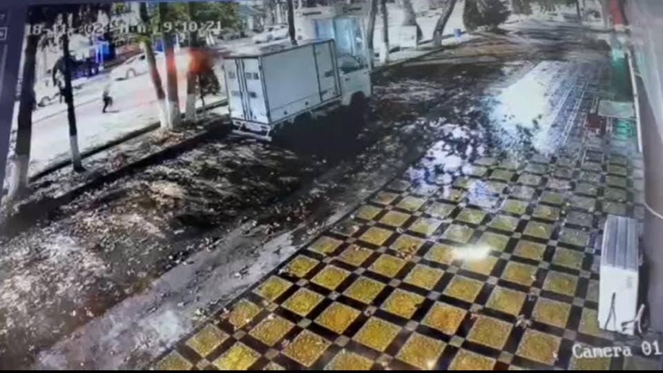 В Джизаке водитель Cobalt насмерть сбил двух девочек и скрылся с места ДТП