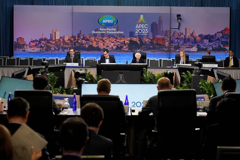 AQShda o‘tadigan APEC sammitiga Rossiyadan kim borishi ma’lum bo‘ldi