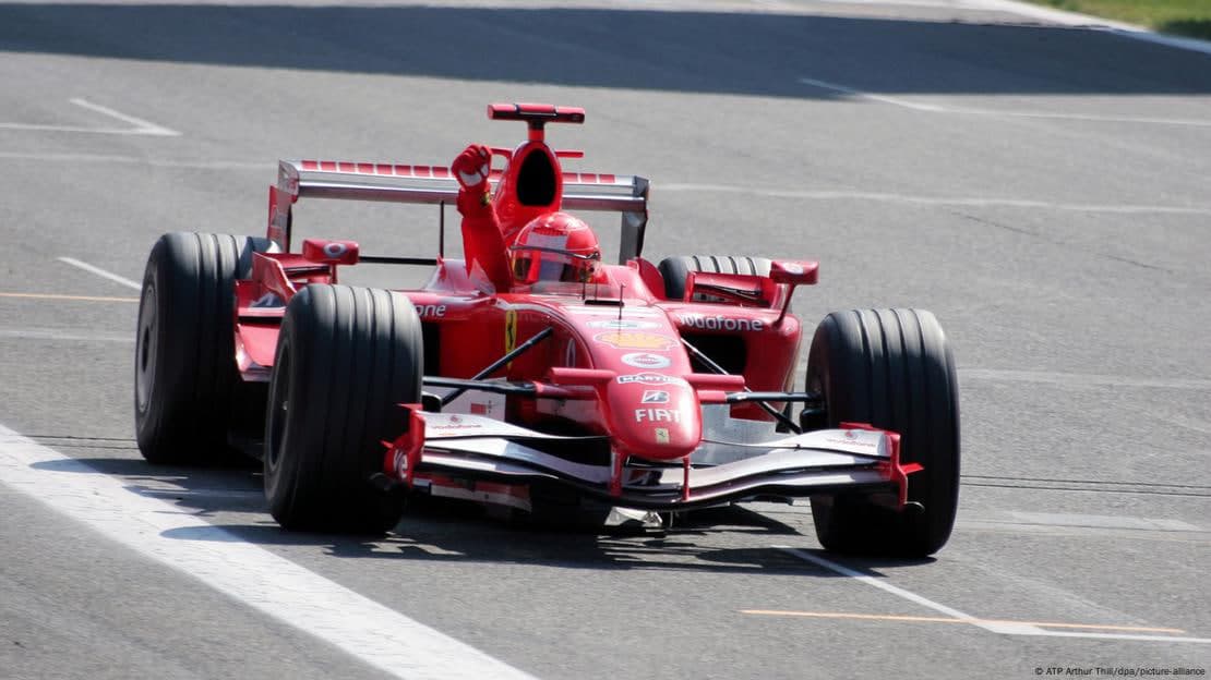 Mixael Shumaxerning so‘nggi Ferrari avtomobili kimoshdi savdosiga qo‘yildi