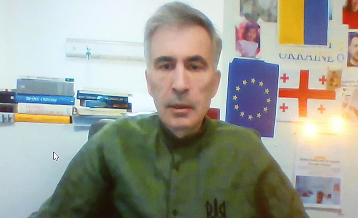 Саакашвили попросил президента Грузии помиловать его