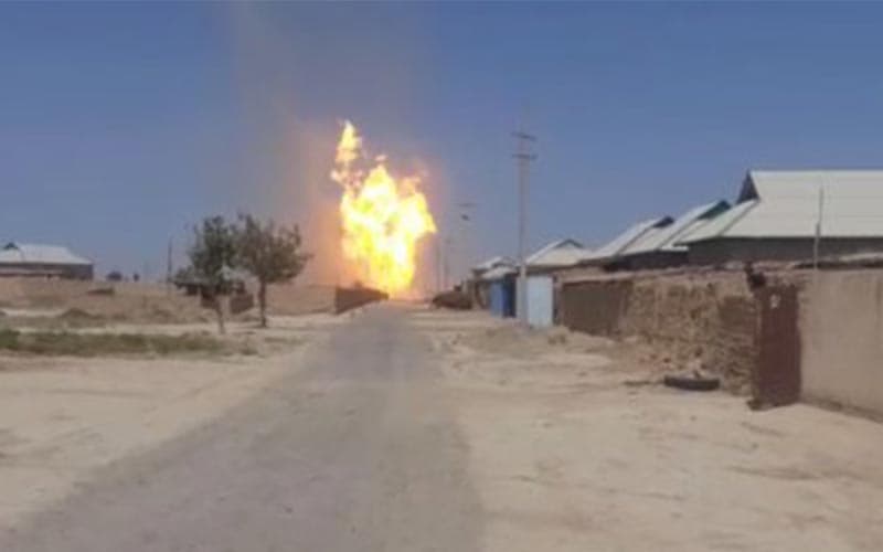 Major fire breaks out on gas pipeline in Kashkadarya