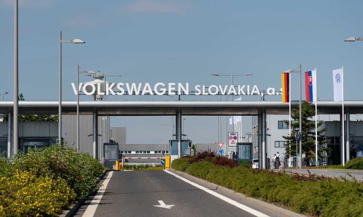 Volkswagen and Volvo invite citizens of Uzbekistan to work in Slovakia