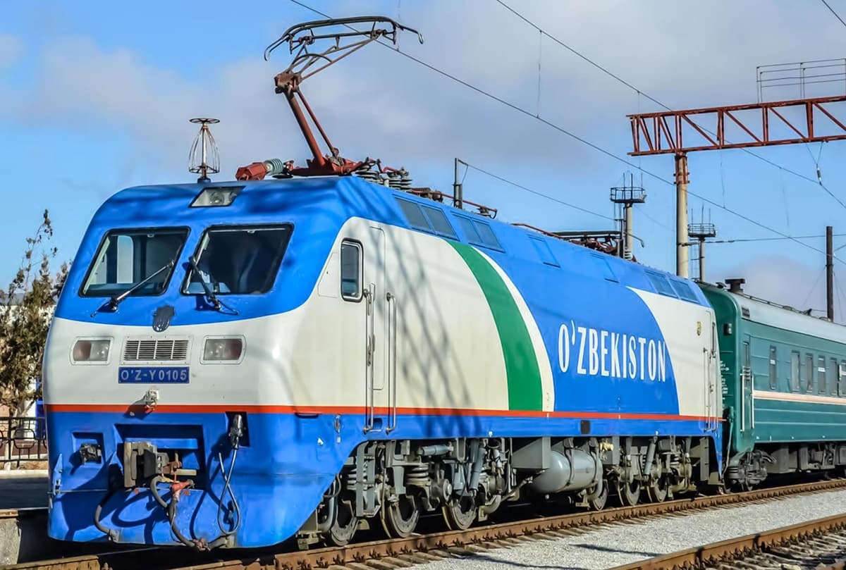 Uzbekistan Railways offers 50% discount on train tickets for students
