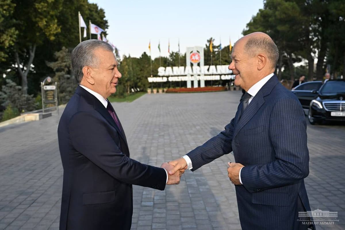 German Chancellor Olaf Scholz arrives in Samarkand