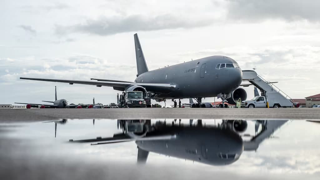 Boeing АҚШ Ҳарбий-ҳаво кучларидан 2,4 млрд долларлик буюртма олди