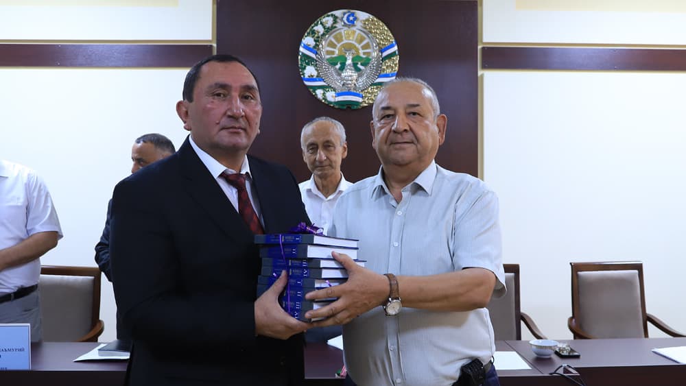 Samarqandda kitobxon sudyalar taqdirlandi