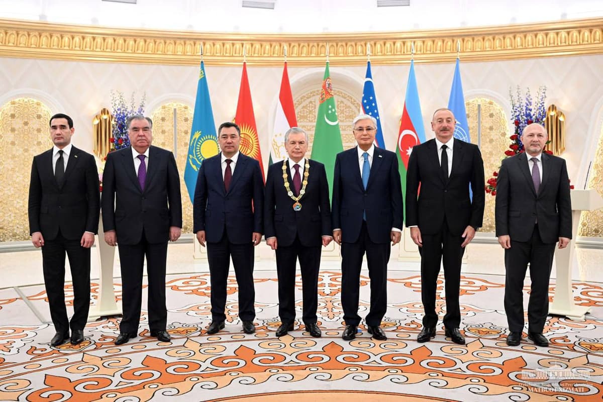 President Shavkat Mirziyoyev receives Central Asian Leaders' Honorary Medal for advancing regional unity