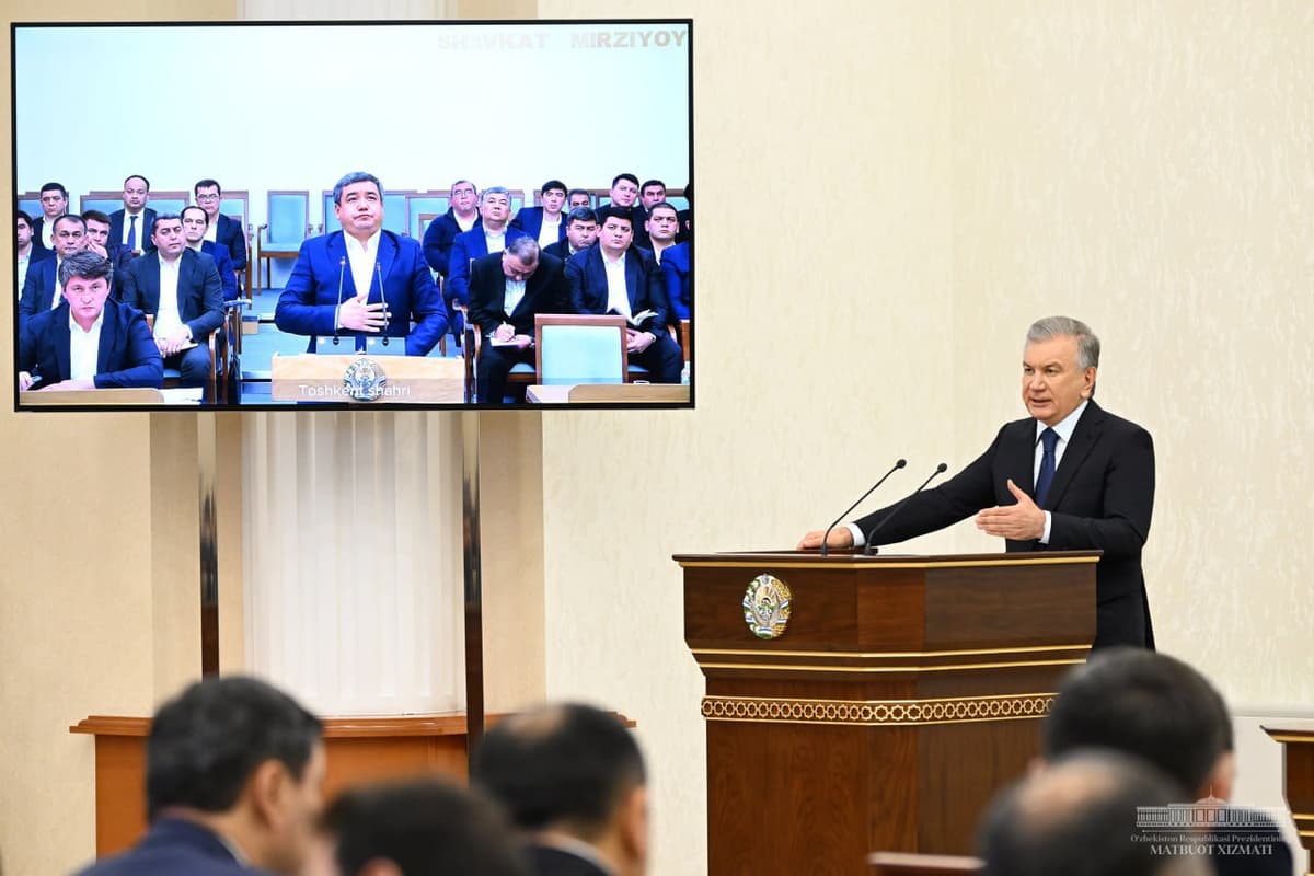 Президент — ҳаво ифлосланиши ва Тошкент атрофида «яшил белбоғ» ташкил этиш зарурати ҳақида гапирди