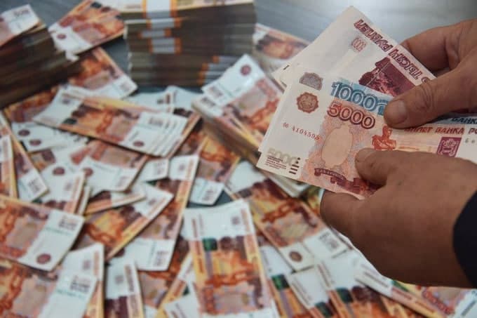 Uzbekistan falls to second place as Russia dominates Kazakhstan’s outbound money transfers