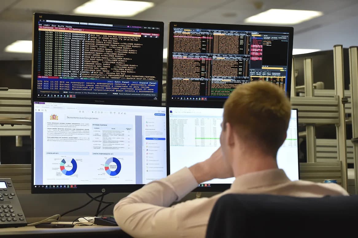 Uzbek investors pull 30% of assets from Russian brokerage accounts amid sanctions concerns