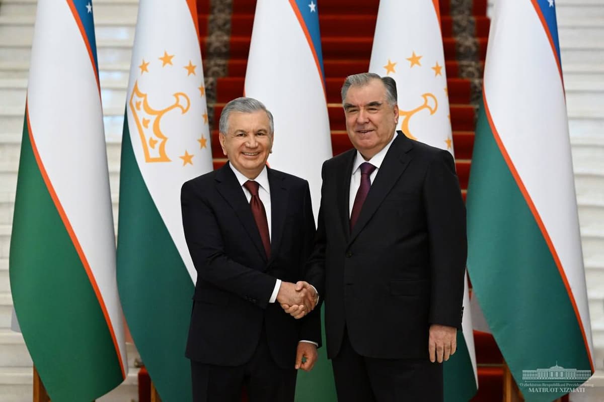 Shavkat Mirziyoyev va Imomali Rahmon tor doirada uchrashuv o‘tkazdi