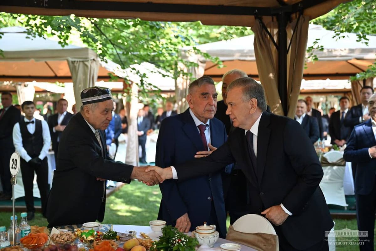 President Mirziyoyev commemorates victims of repression at the Martyrs' Memorial Complex