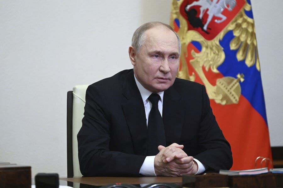 Урф-одатларимиз, тилимиз, маданиятимизни ҳурмат қиладиганларгина Россияда яшаши ва ишлаши мумкин — Путин