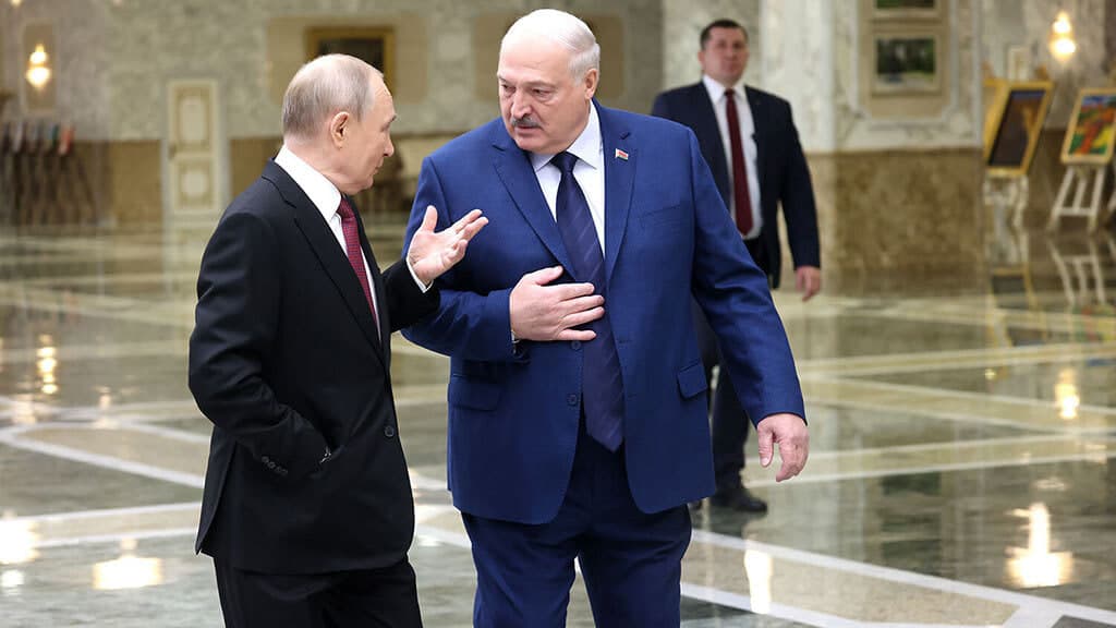 Путин и Лукашенко подписали договор о гарантиях безопасности
