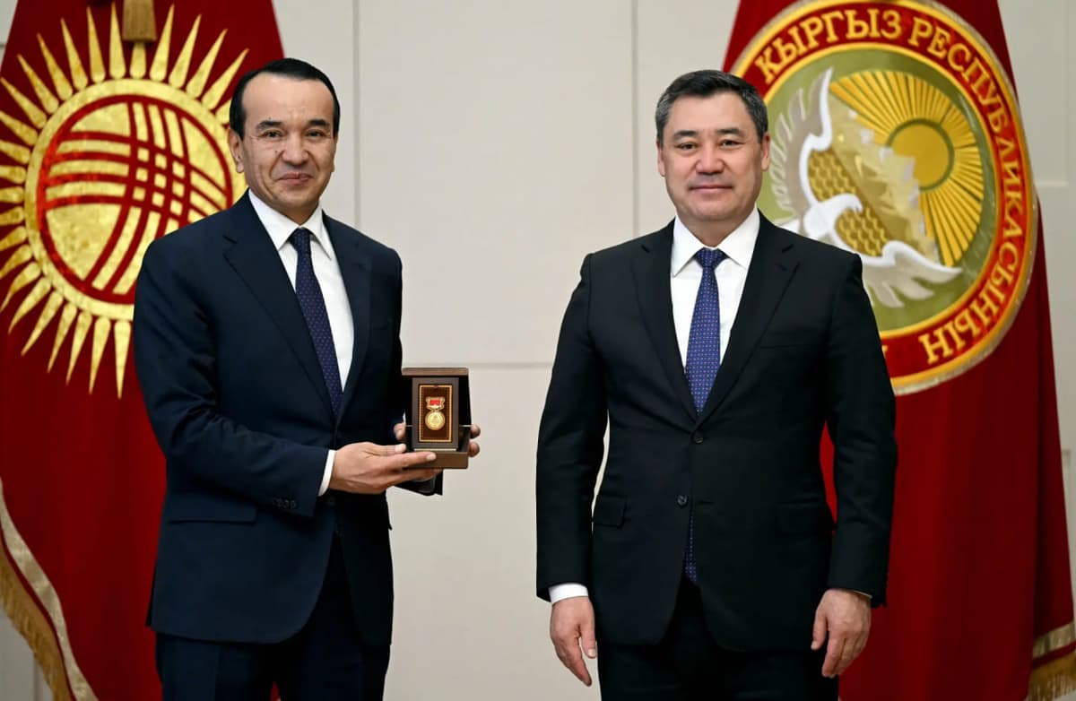 Ozodbek Nazarbekov Qirg‘iziston xalq artisti unvoni bilan taqdirlandi