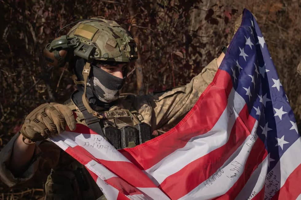 Ukraina ham, Rossiya ham urushga xorijliklarni yubormoqda - fotosuratlar