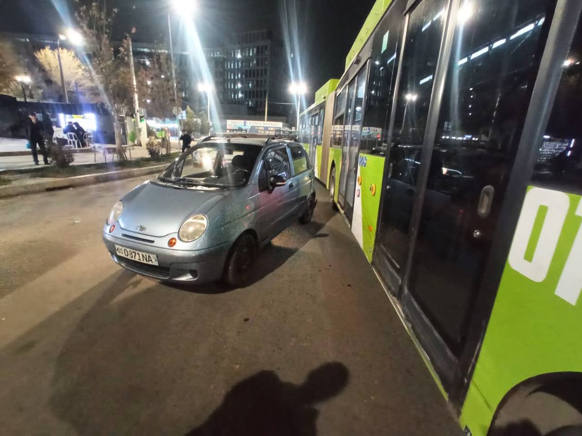 Toshkentda «garmoshka» avtobus va Matiz ishtirokida YTH yuz berdi