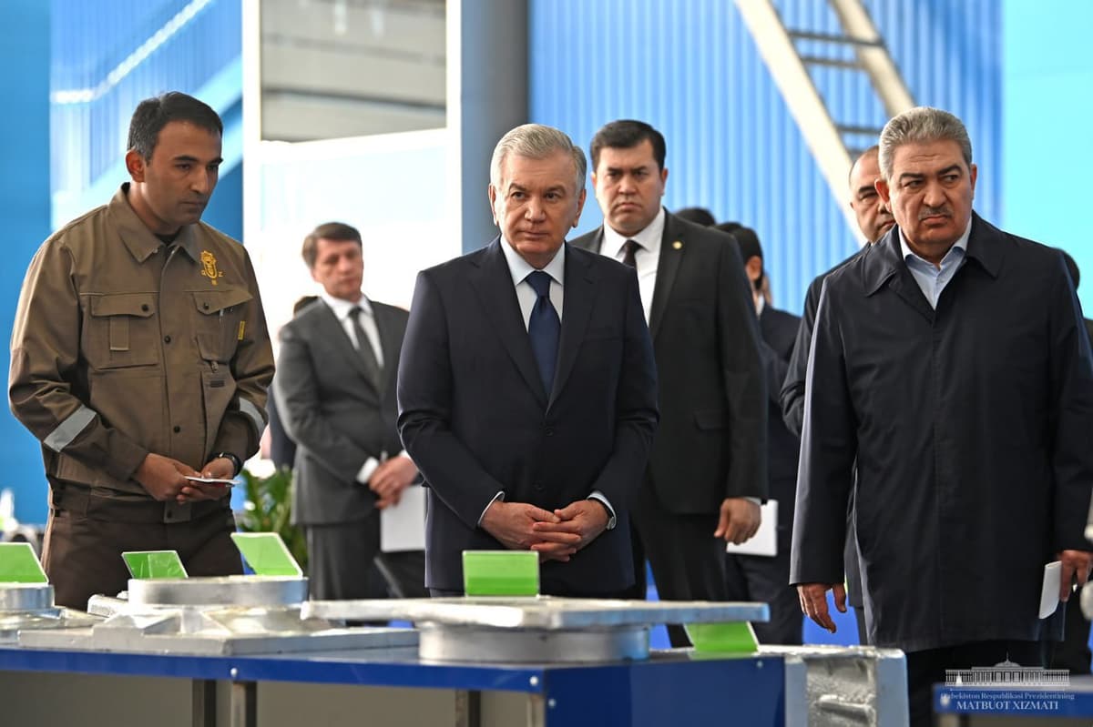 Президент Тошкентдаги қуюв-механика заводига борди