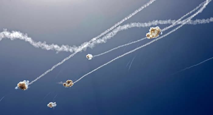 «Hizbulloh» Isroil shimoliga 100 dan ortiq raketa uchirdi