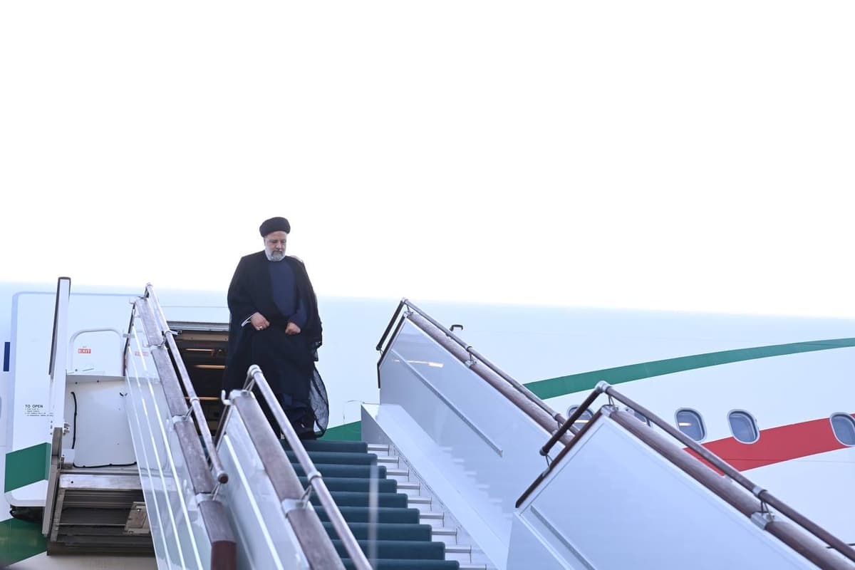 Leaders of Iran and Tajikistan arrive in Uzbekistan