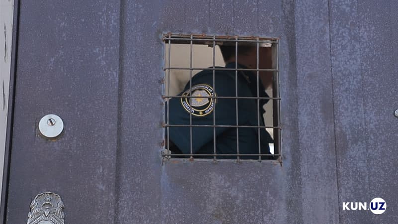 Police officer in Samarkand imprisoned for facilitating illegal gold operations