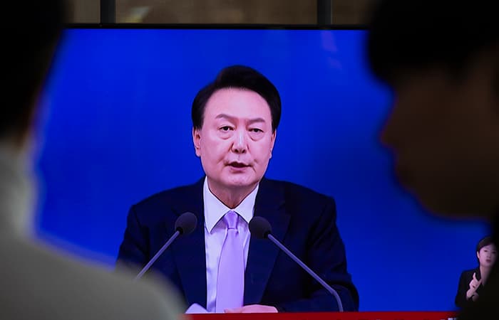 Janubiy Koreya prezidenti harbiy holat rejimini bekor qildi