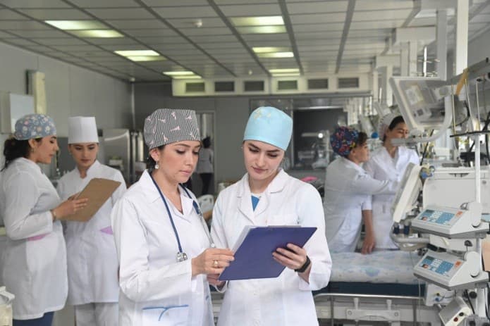 Low salaries push Uzbek doctors abroad