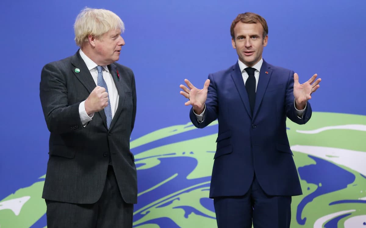 Boris Jonson migratsiya inqirozida Fransiya prezidentini aybladi
