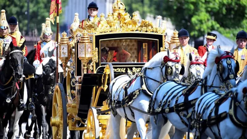 Britaniya qiroli Charlz III bosh vazir Kir Starmer islohotlarini e’lon qildi