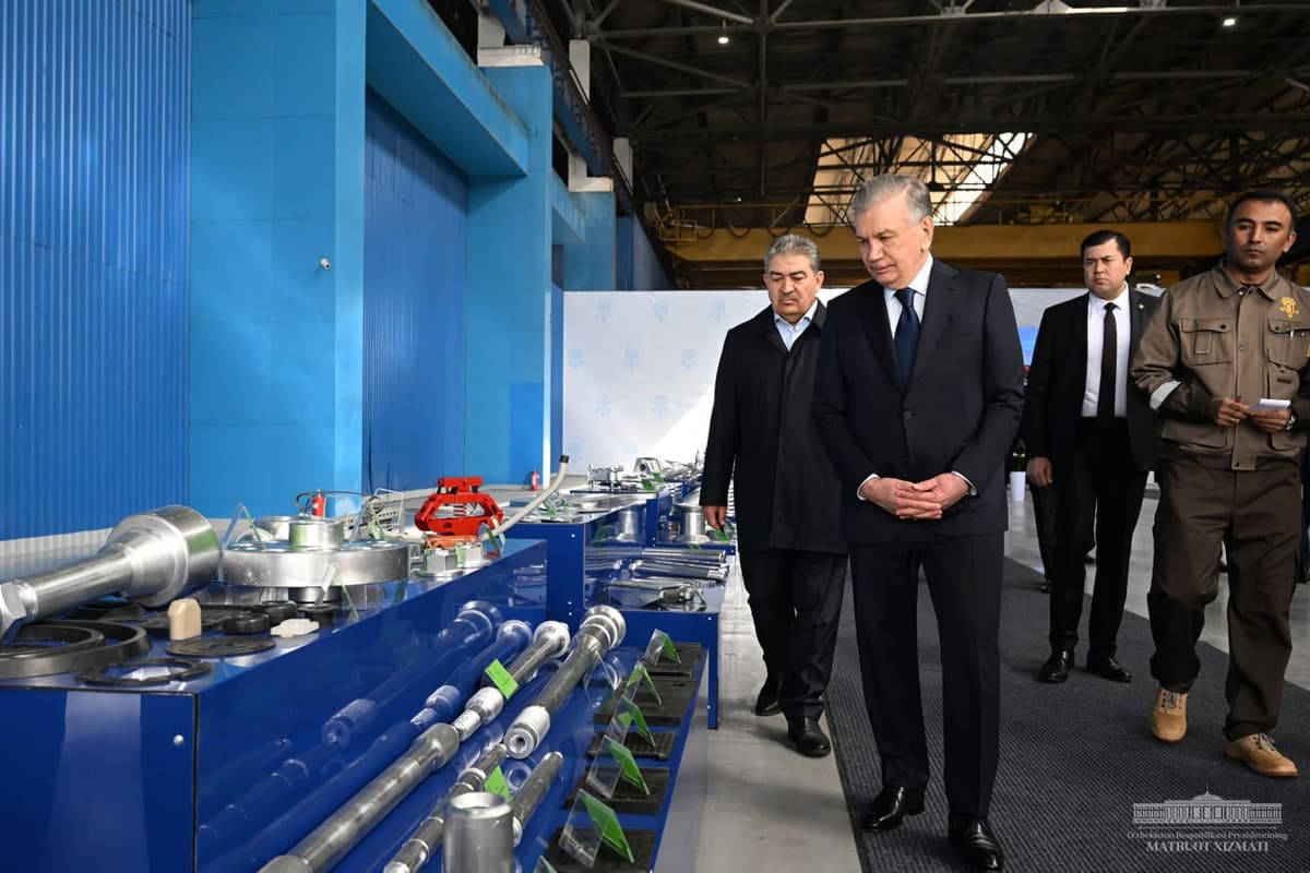 President Mirziyoyev visited foundry and mechanical plant in Tashkent