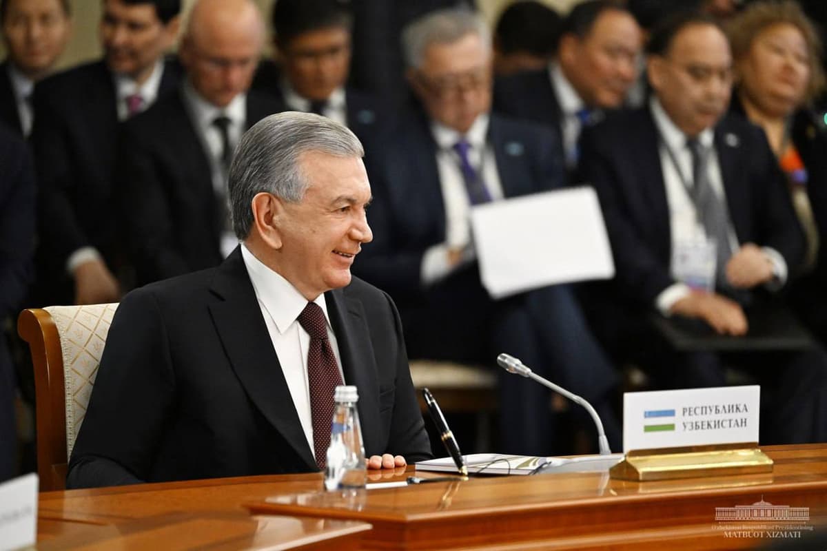 Mirziyoyev: Uzbekistan ready to allow EAEU citizens entry with domestic documents