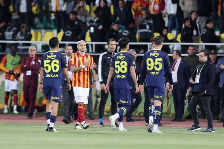 Turkiyada antiqa final, Shomurodov g‘alabaga hissa qo‘shdi. Yevropada kun o‘yinlari