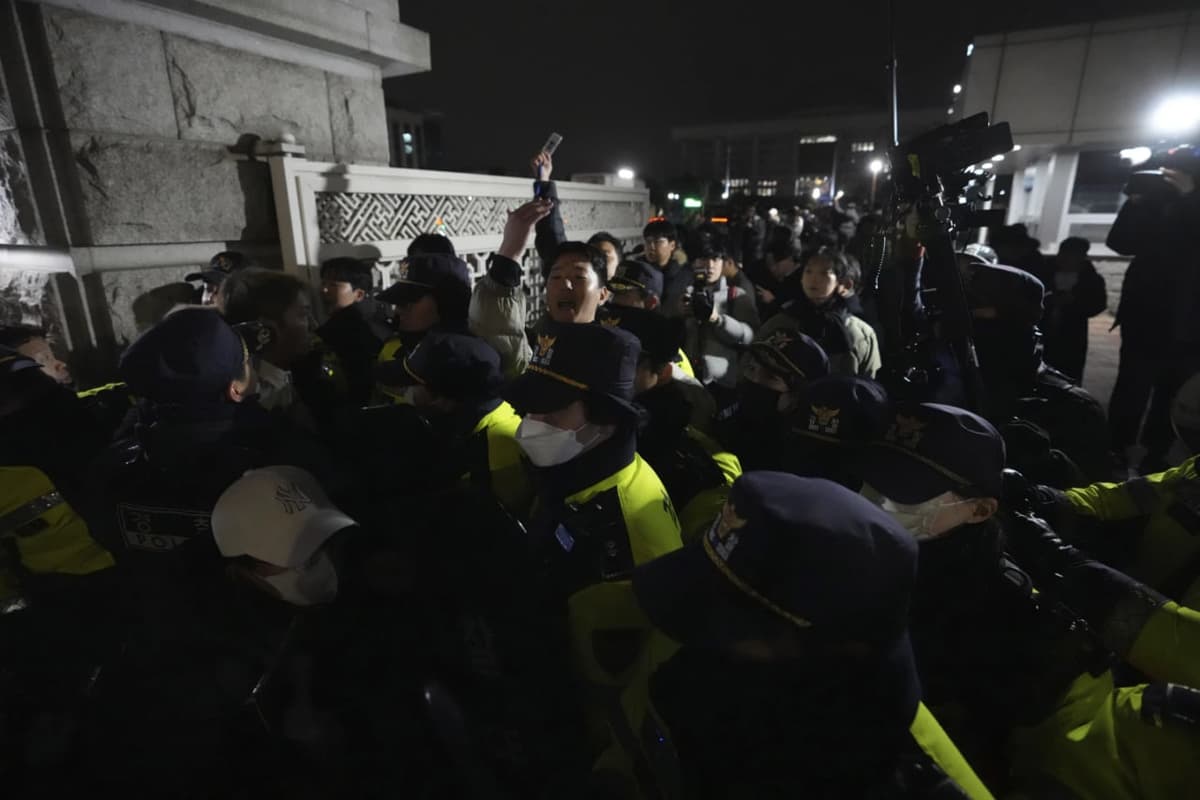 Janubiy Koreyada bo‘lib turgan O‘zbekiston fuqarolari ogohlikka chaqirildi