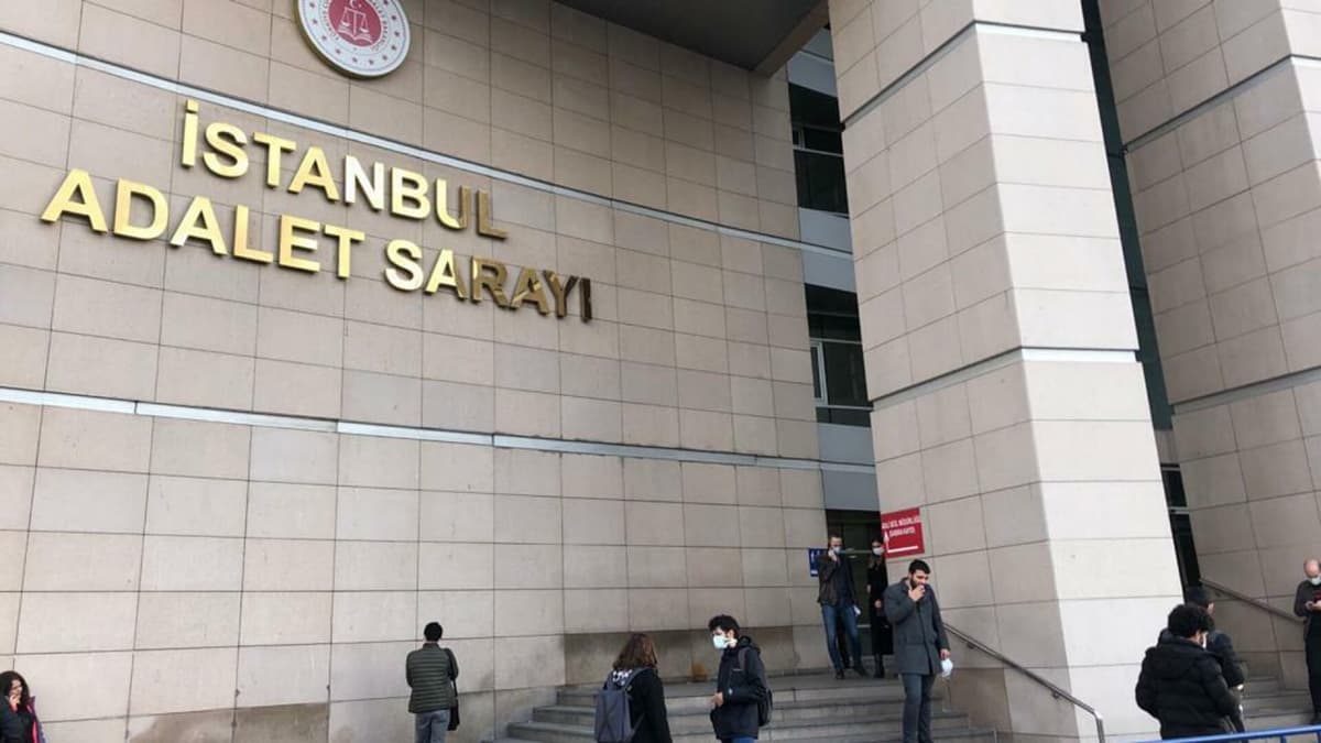 Turkiya sudi rossiyalik faolni o‘ldirishda ayblangan shaxsni oqladi