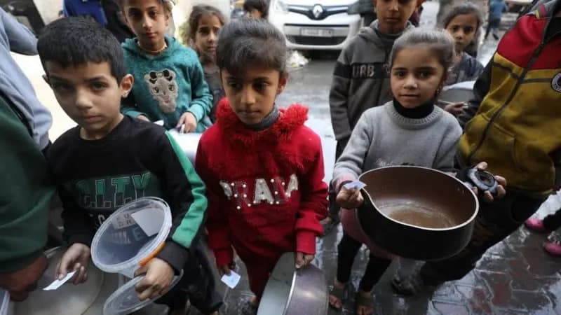 Isroil G‘azoga ikkita gumanitar yo‘lak ochishga qaror qildi