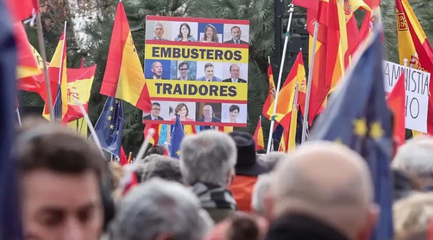 Madridda - kataloniyalik ayirmachilarga amnistiyaga qarshi namoyishlar