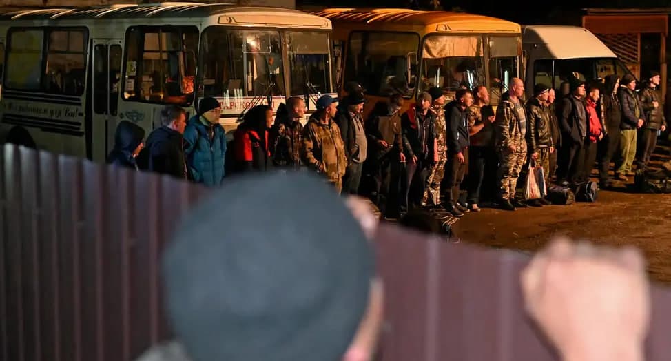 Rossiyada safarbar etilganlarning yaqinlari ularni uyga qaytarishni talab qildi