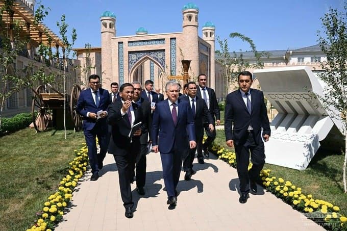 Tourism expansion and modern housing projects in Fergana presented to President Mirziyoyev
