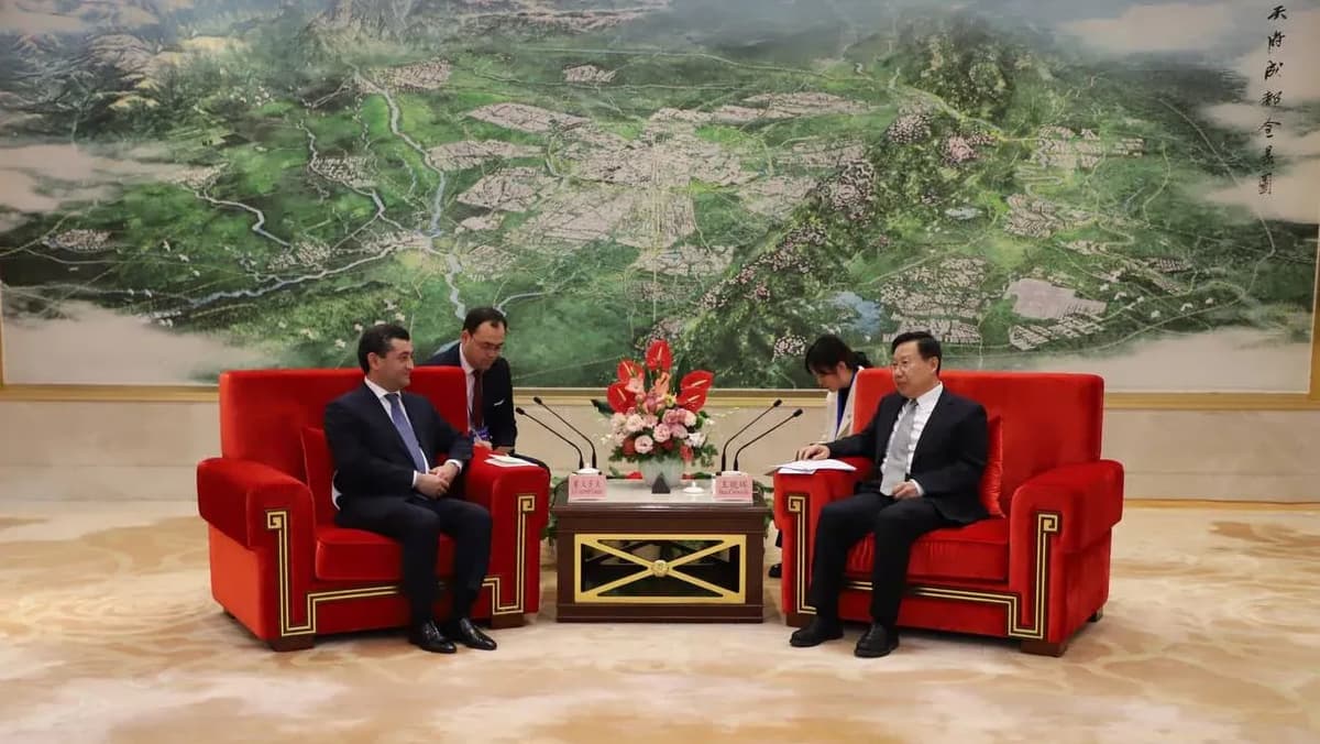 Navoiy shahrida Navoiy - Sichuan sanoat parki tashkil etiladi