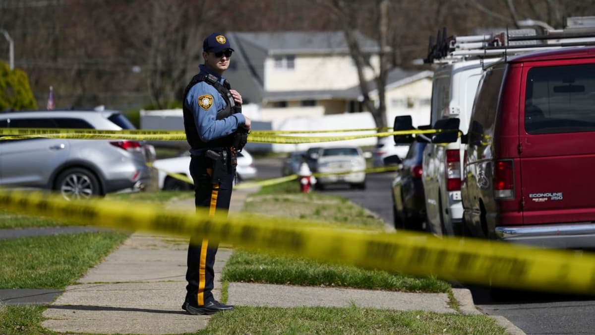 Native of Uzbekistan shot by her ex-husband in America