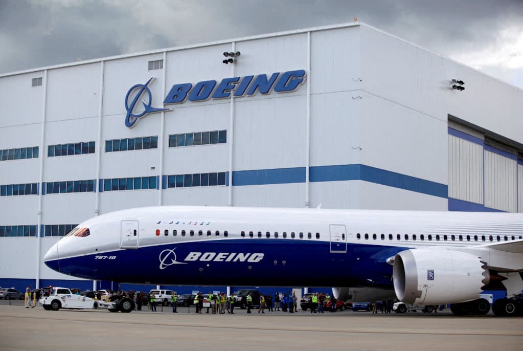 Boeing 787 Dreamliner’ларни ишлаб чиқаришни оширишга 1 млрд доллар сармоя киритади