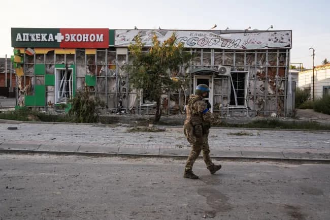 Sirskiy Kursk oblastida 600 ga yaqin rossiyalik harbiy asir olinganini aytdi