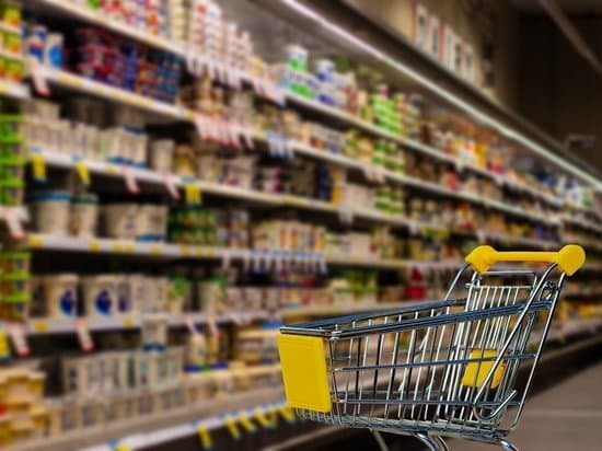 На некоторых рынках Ташкента обнаружены продукты, непригодные для потребления